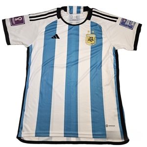 Argentina Home Fan Soccer Jersey Large Slim Fit 2022/23